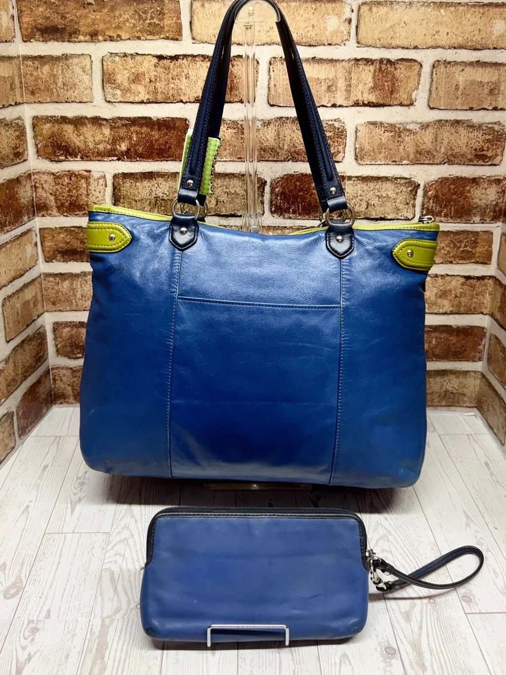 Vintage Y2K Coach 
